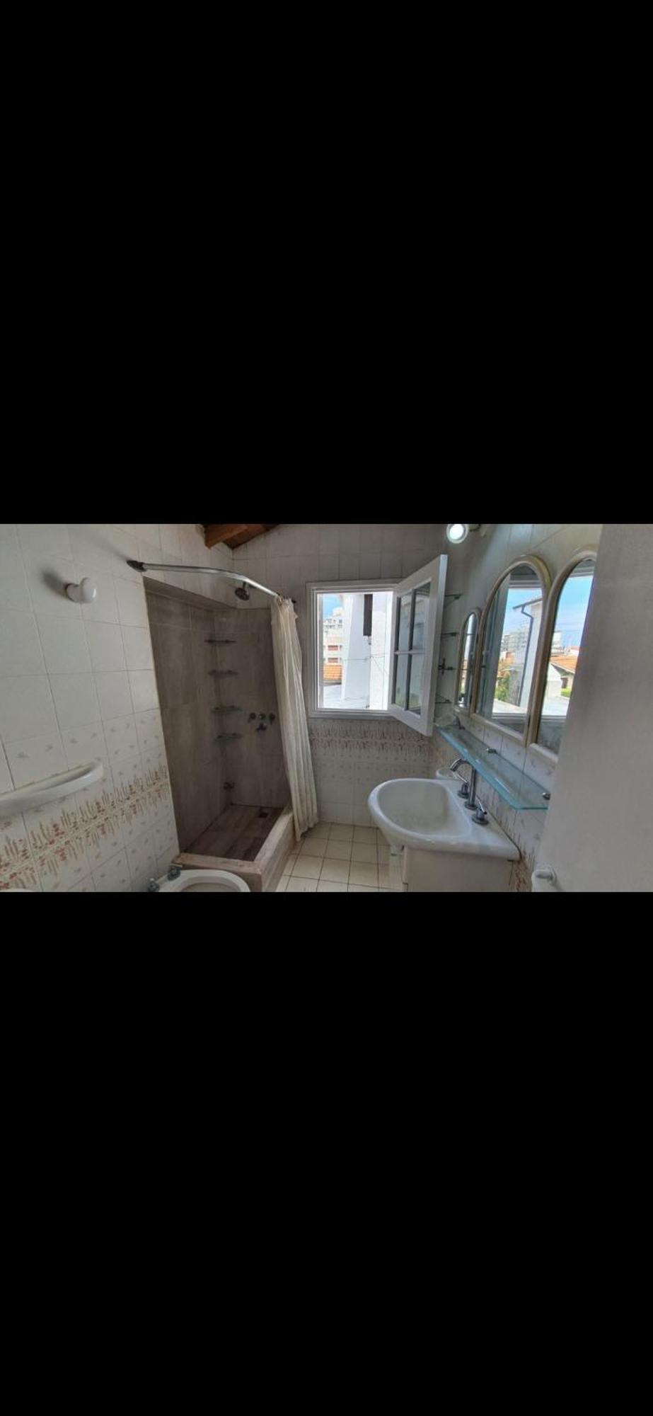 Esquina Alberti Y Alem Holiday home *
